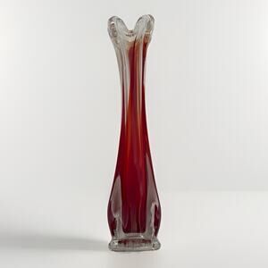 VINTAGE LEFTON HAND BLOWN SWUNG VASE RED CLEAR MADE IN JAPAN 9.5x2”
